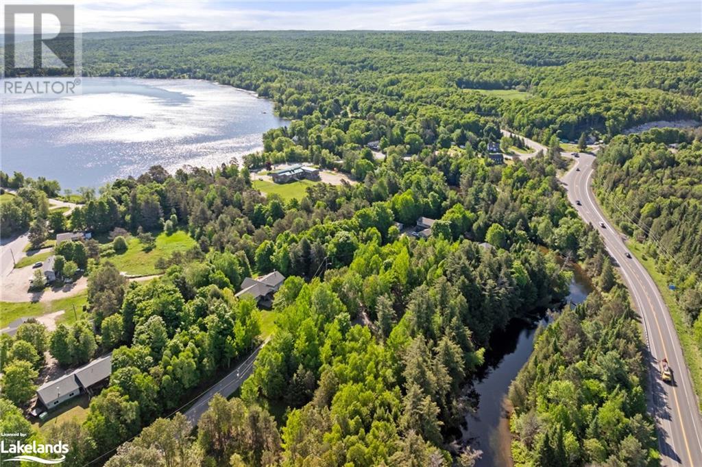 For sale 1042 SUBURBAN Court, West Guilford, Ontario K0M2K0 40598826