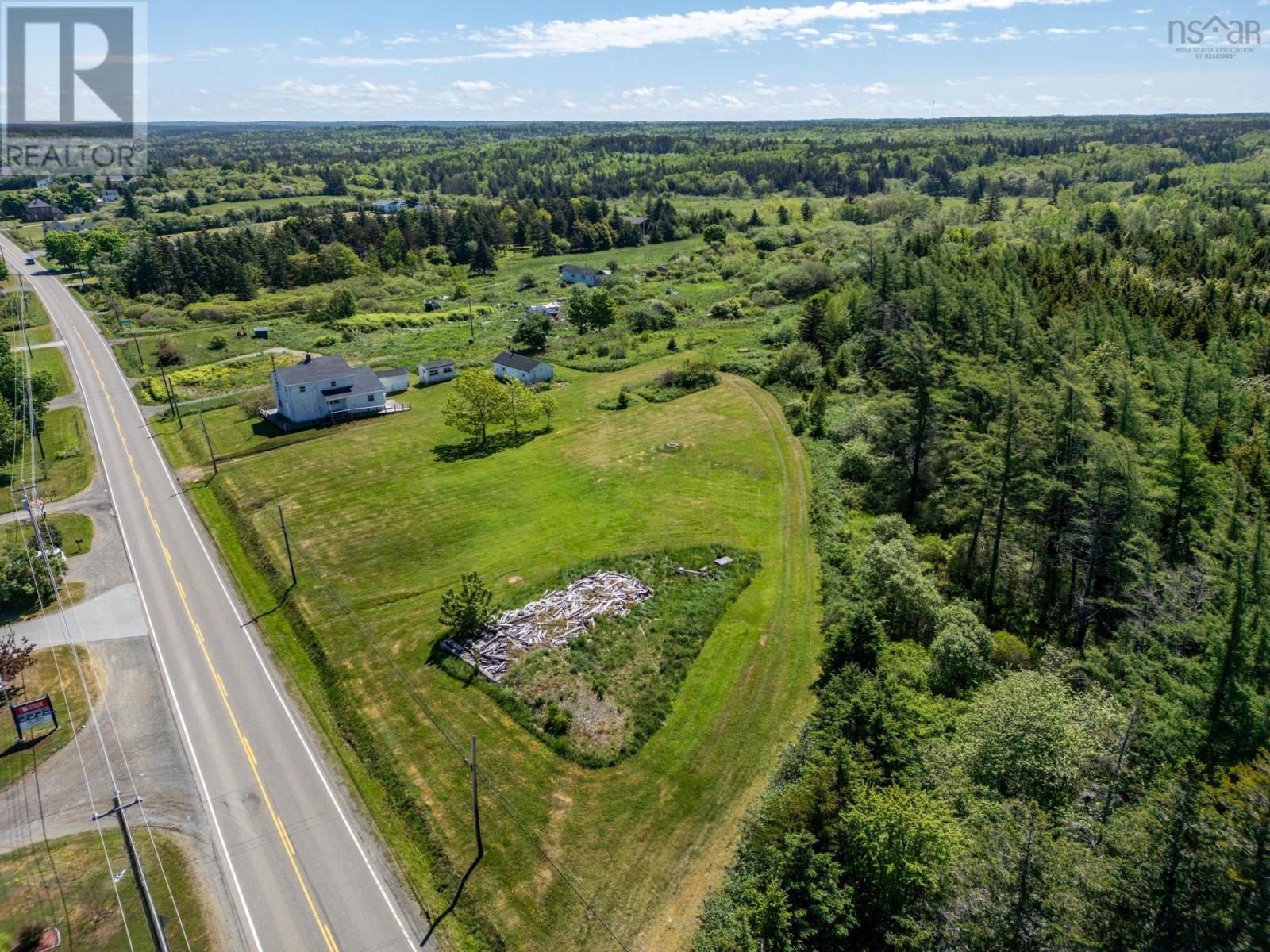 For sale 2608 Highway 1, Grosses Coques, Nova Scotia B0W1M0