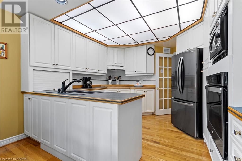 For sale 41 BAYSHORE Drive, Bath, Ontario K0H1G0 40599557 REALTOR.ca