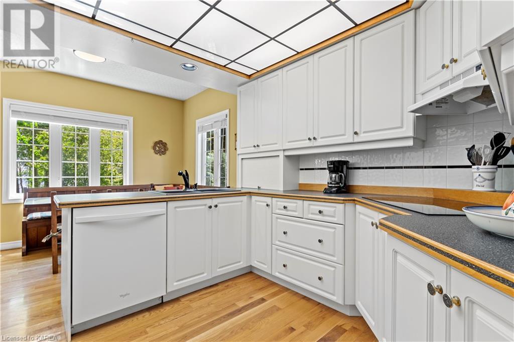 For sale 41 BAYSHORE Drive, Bath, Ontario K0H1G0 40599557 REALTOR.ca