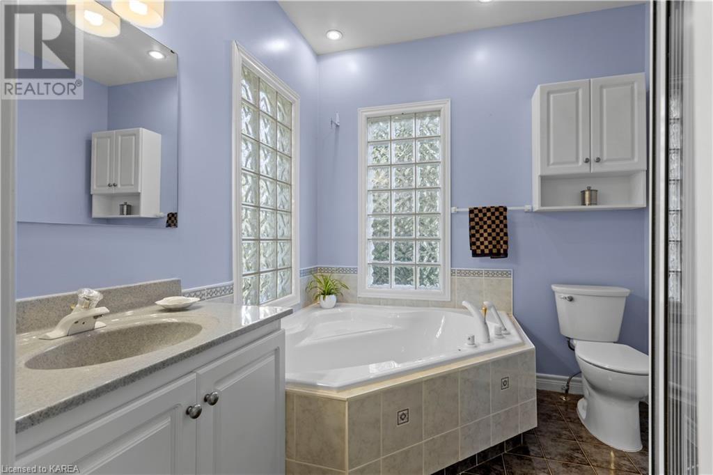 For sale 41 BAYSHORE Drive, Bath, Ontario K0H1G0 40599557 REALTOR.ca