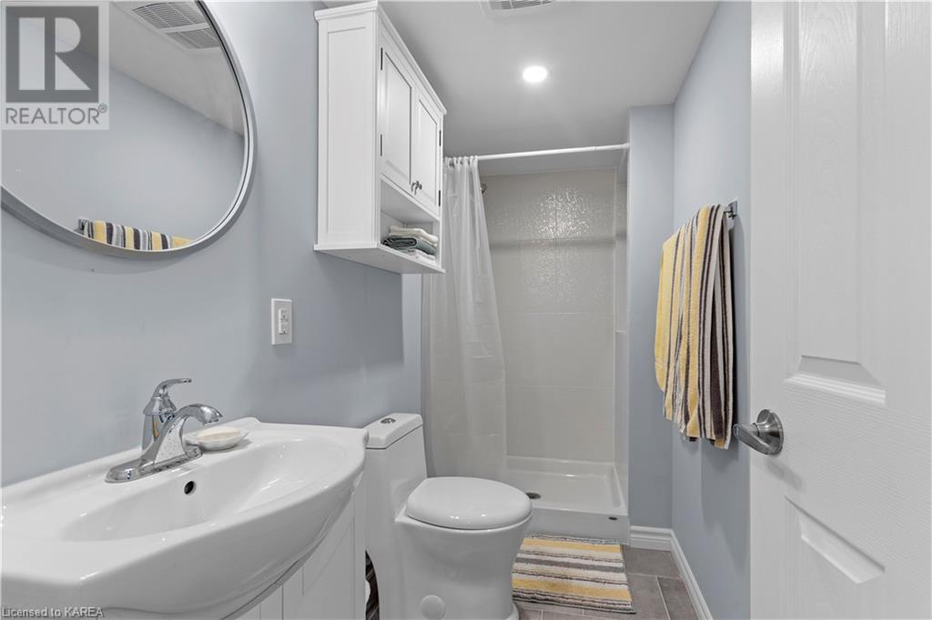 For sale 41 BAYSHORE Drive, Bath, Ontario K0H1G0 40599557 REALTOR.ca