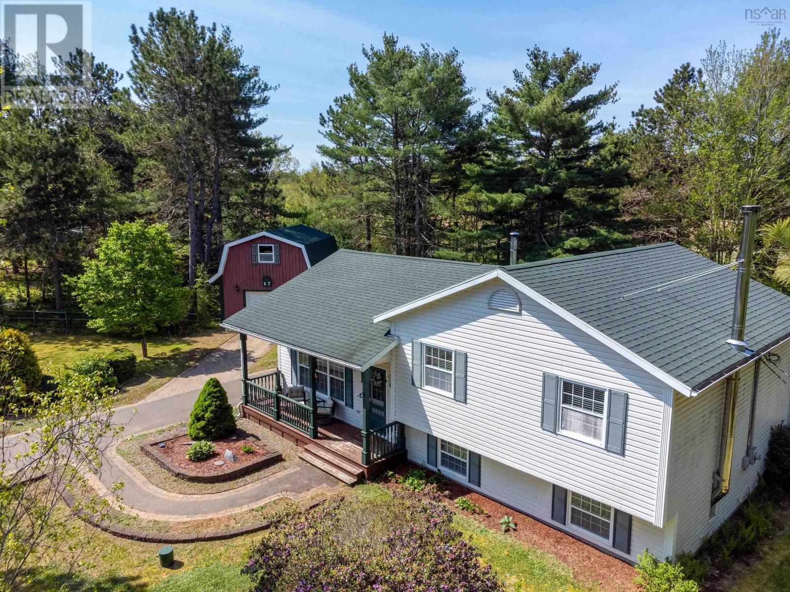 67 Alexander Campbell Street, South Farmington, Nova Scotia B0P1W0