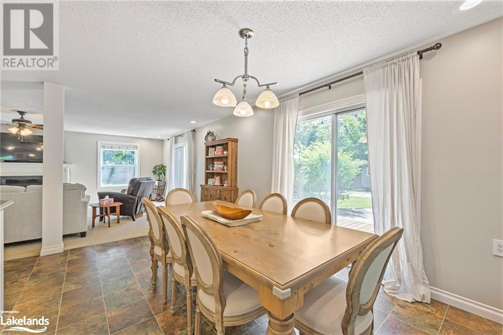 For sale 3326 CLEVELAND Avenue, Cumberland Beach, Ontario L3V0V9