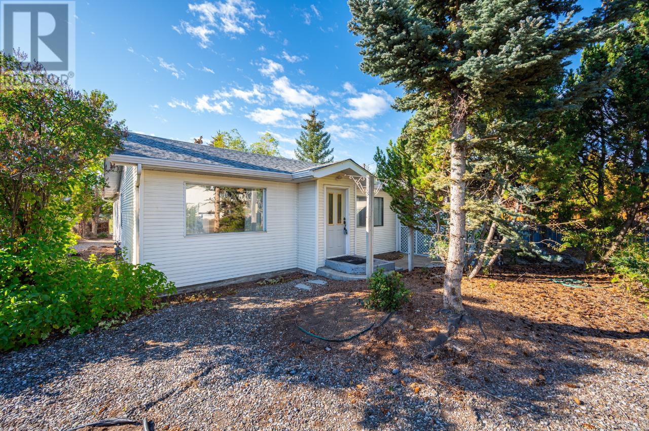 For sale 1619 CARIBOO HWY 97, Clinton, British Columbia V0K1K0