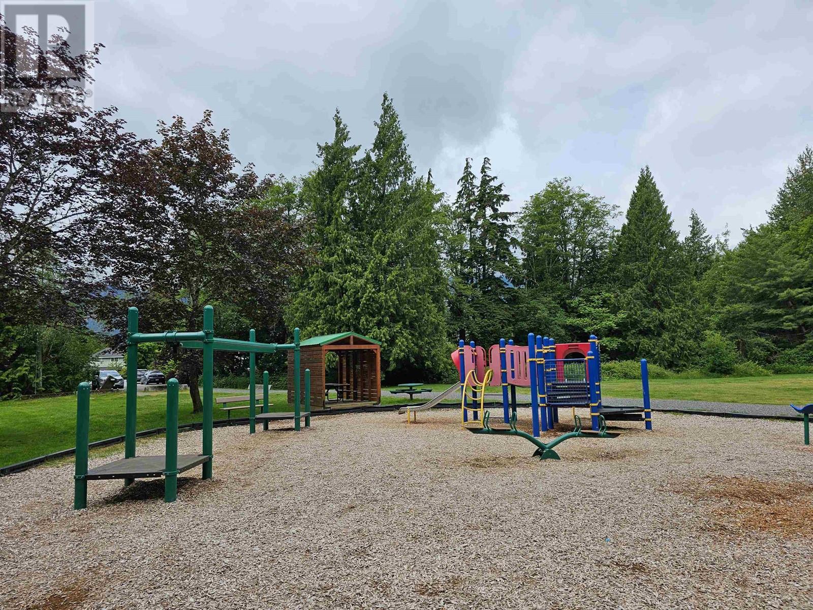 For sale 40444 CHEAKAMUS WAY, Squamish, British Columbia V0N1T0