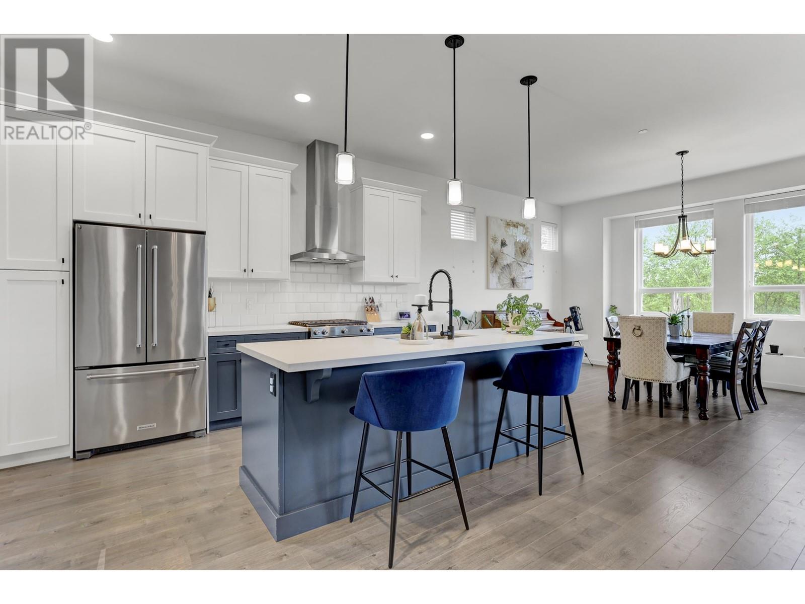 For sale 10597 JACKSON ROAD, Maple Ridge, British Columbia V2W1G6