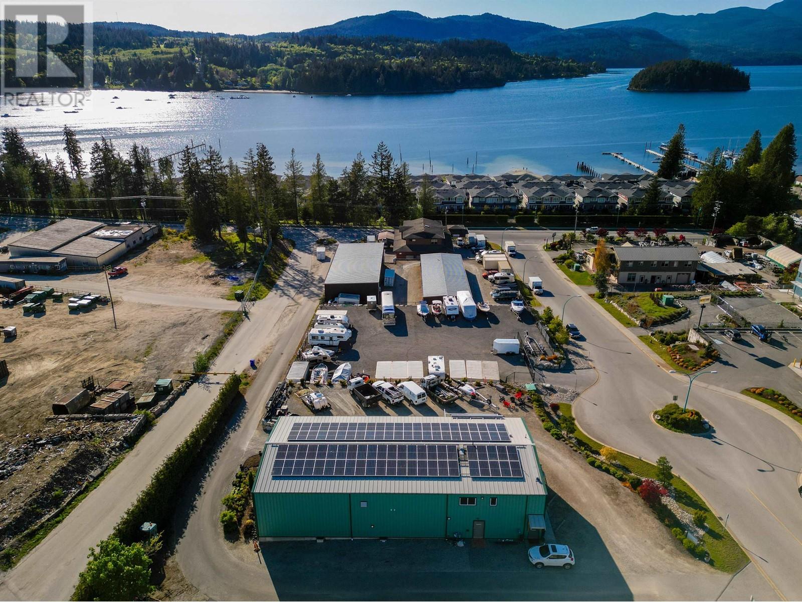 For sale 5513 SECHELT INLET ROAD, Sechelt, British Columbia V7Z0G1