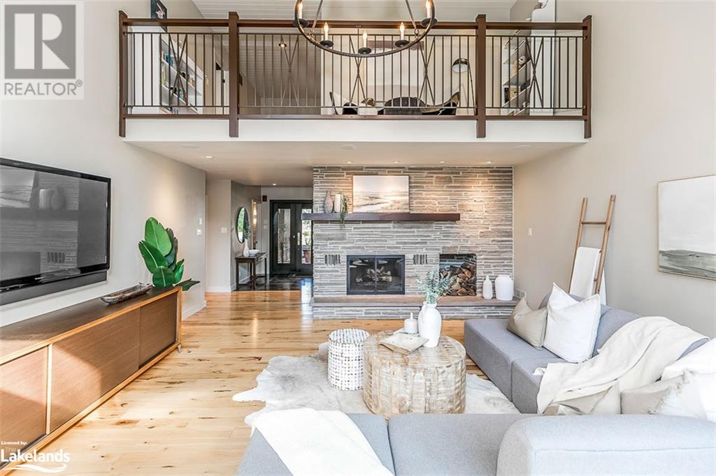 For sale 46 LOCKHART Road, Collingwood, Ontario L9Y2L3 40573265