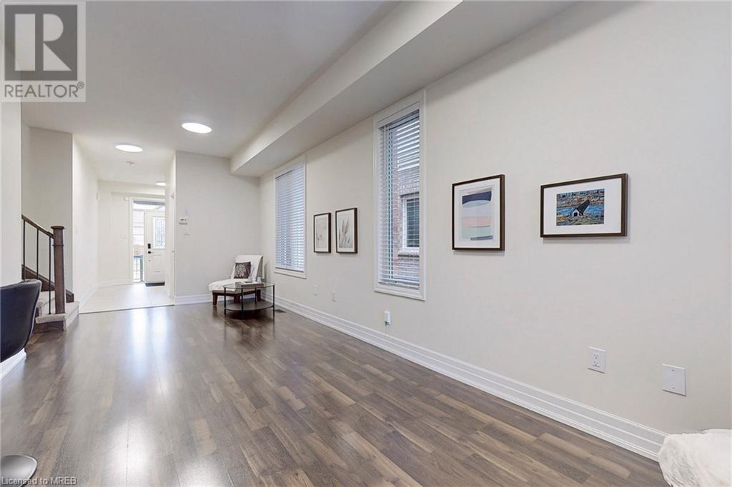 For sale 9498 TALLGRASS Avenue, Niagara Falls, Ontario L2G0Y2