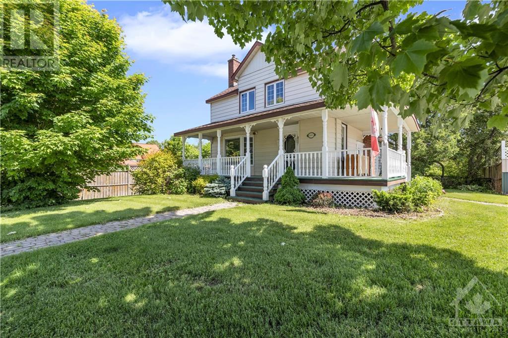 For sale 680406 HARBOUR STREET, Fitzroy Harbour, Ontario K0A1X0