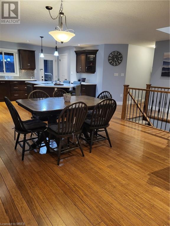 For sale 132 WALNUT GROVE Place, Lucan, Ontario N0M2J0 40598383