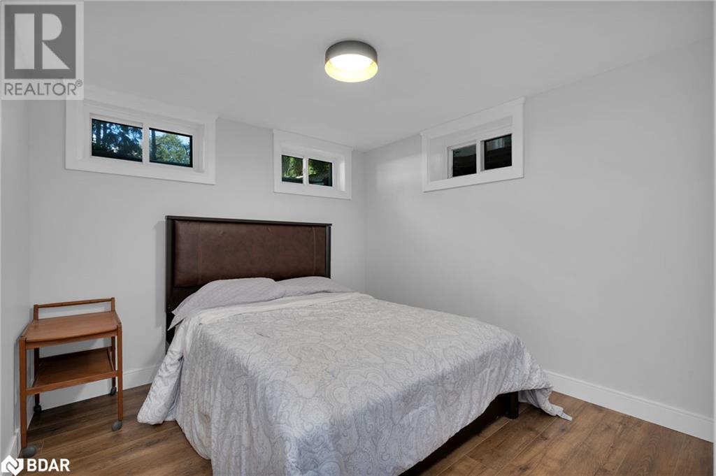 For sale 98 SHANTY BAY Road, Barrie, Ontario L4M1E2 40600754