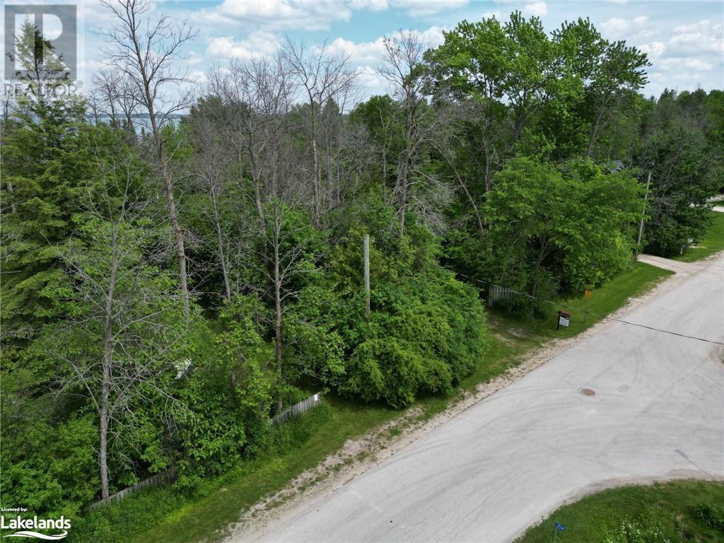 For sale 18 & 24 CONSTANCE Boulevard, Wasaga Beach, Ontario L9Z2Y4