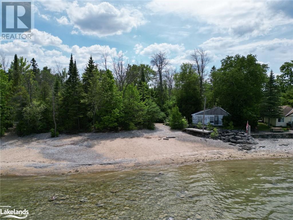 For sale 18 & 24 CONSTANCE Boulevard, Wasaga Beach, Ontario L9Z2Y4