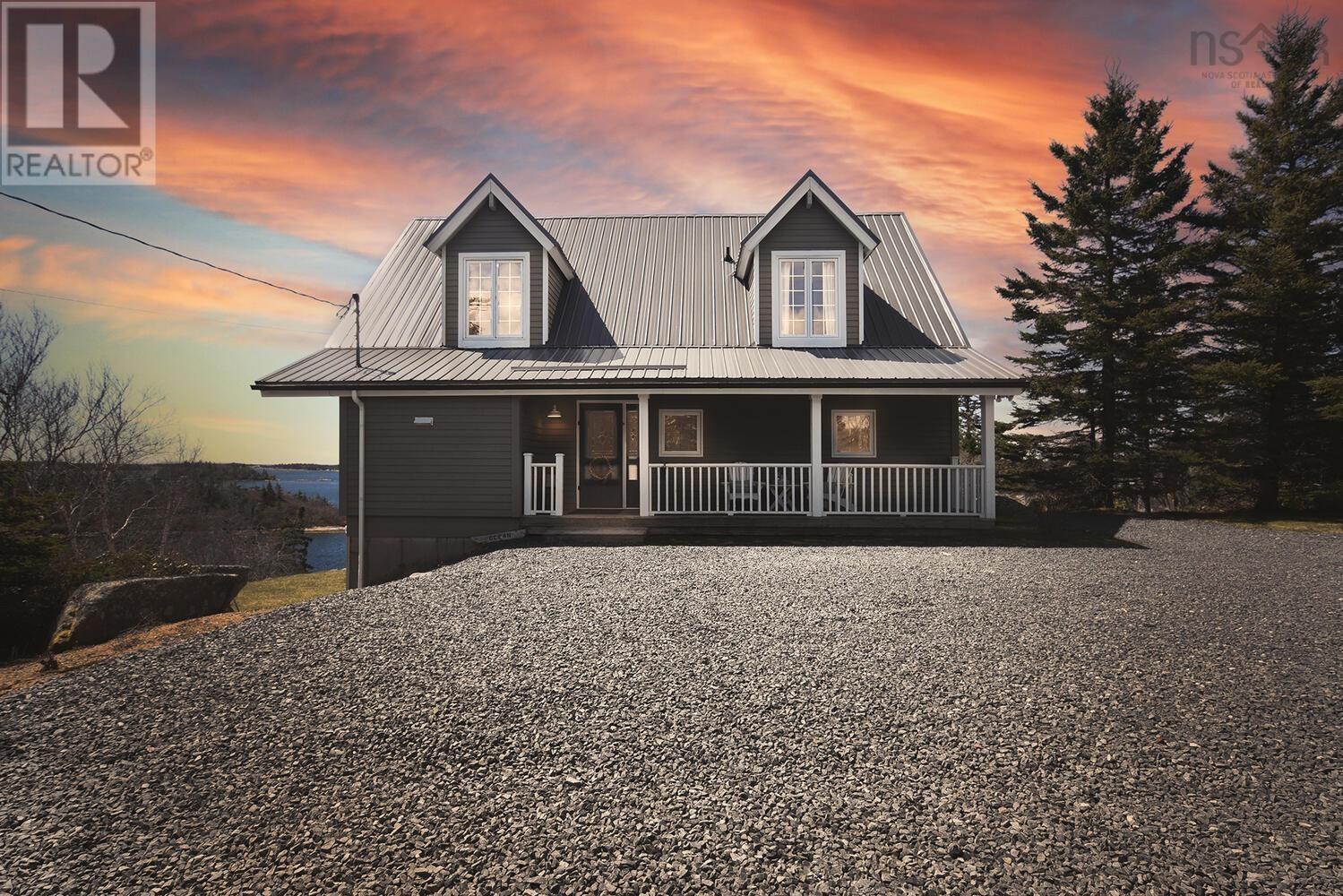 For sale 16 Nice View Drive, Terence Bay, Nova Scotia B3T1X7