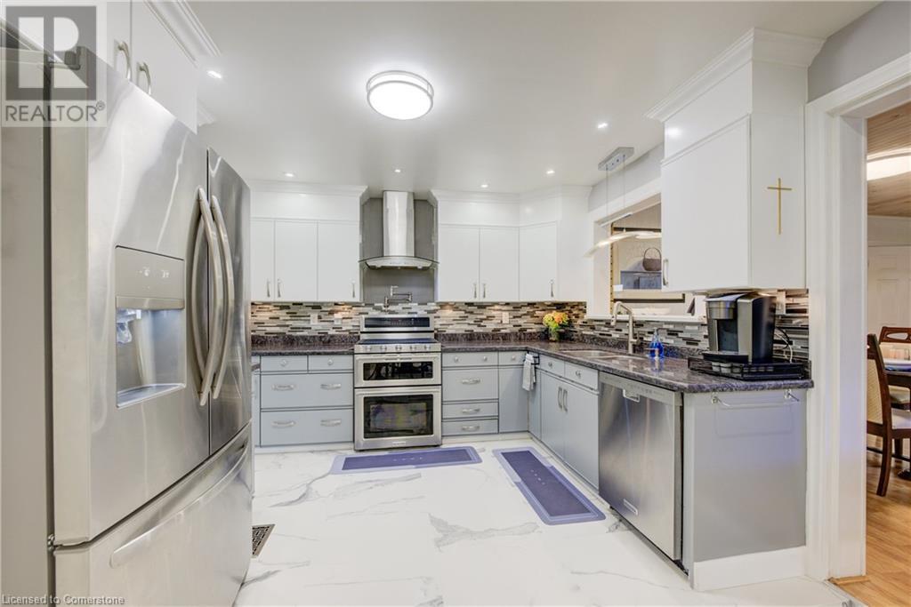 For sale 43 Street S, Harriston, Ontario N0G1Z0 40600486