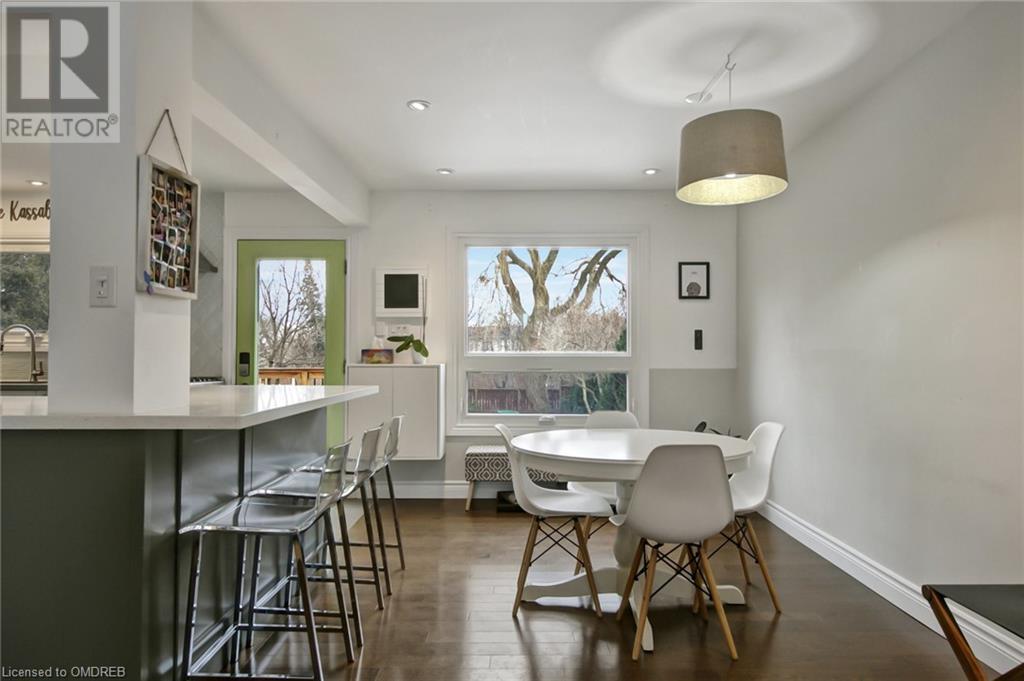 For sale 2424 YOLANDA Drive, Oakville, Ontario L6L2H8 40601251