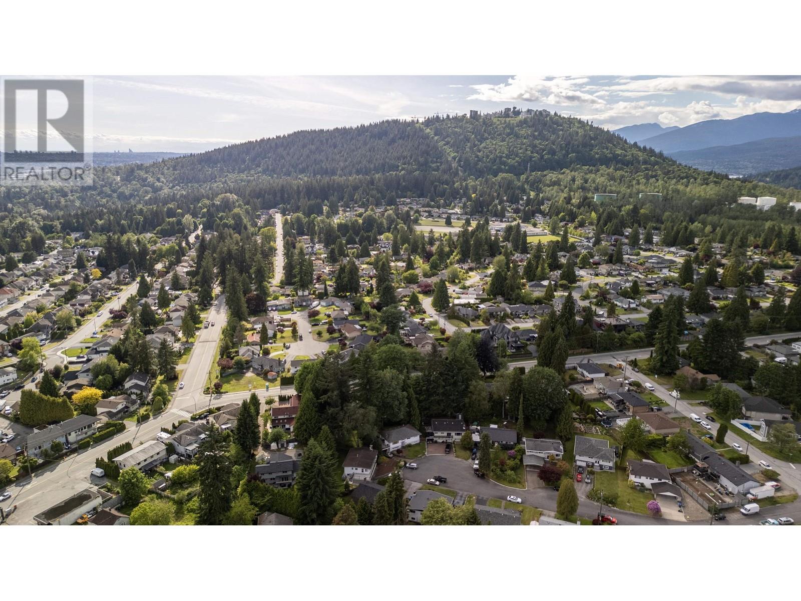 For sale 902 GLENAYRE DRIVE, Port Moody, British Columbia V3H1J4