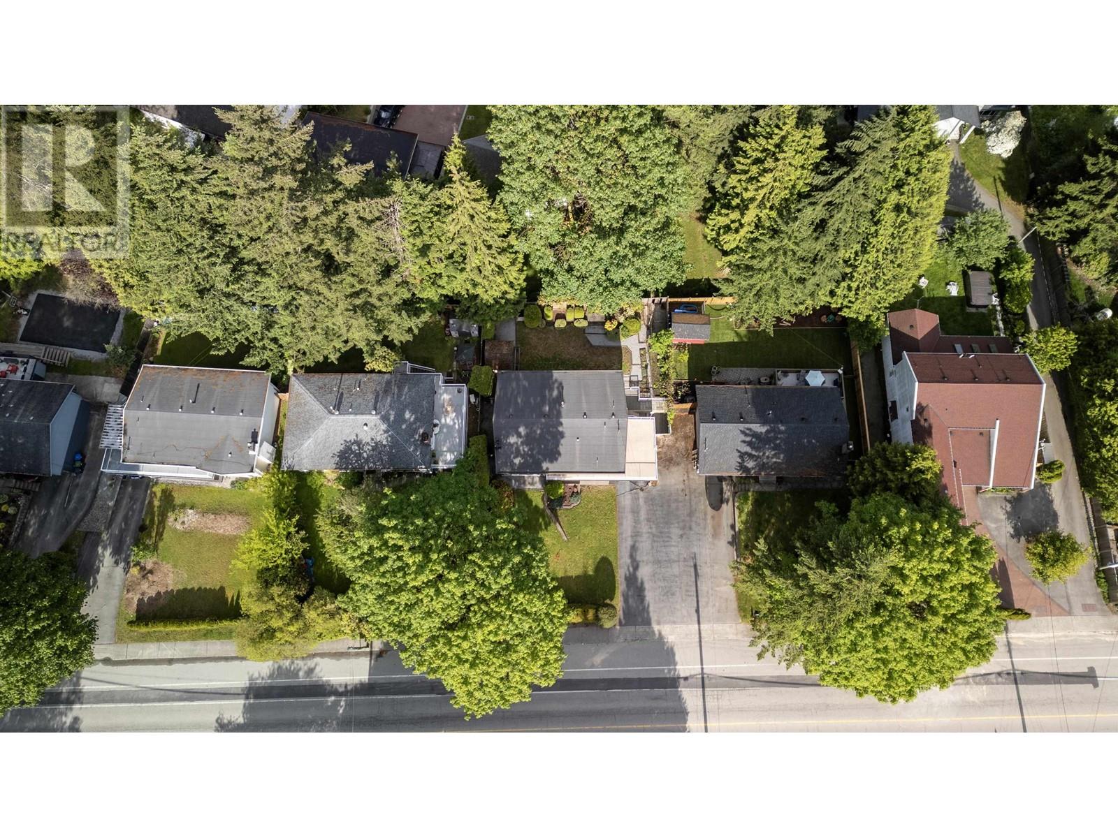 For sale 902 GLENAYRE DRIVE, Port Moody, British Columbia V3H1J4