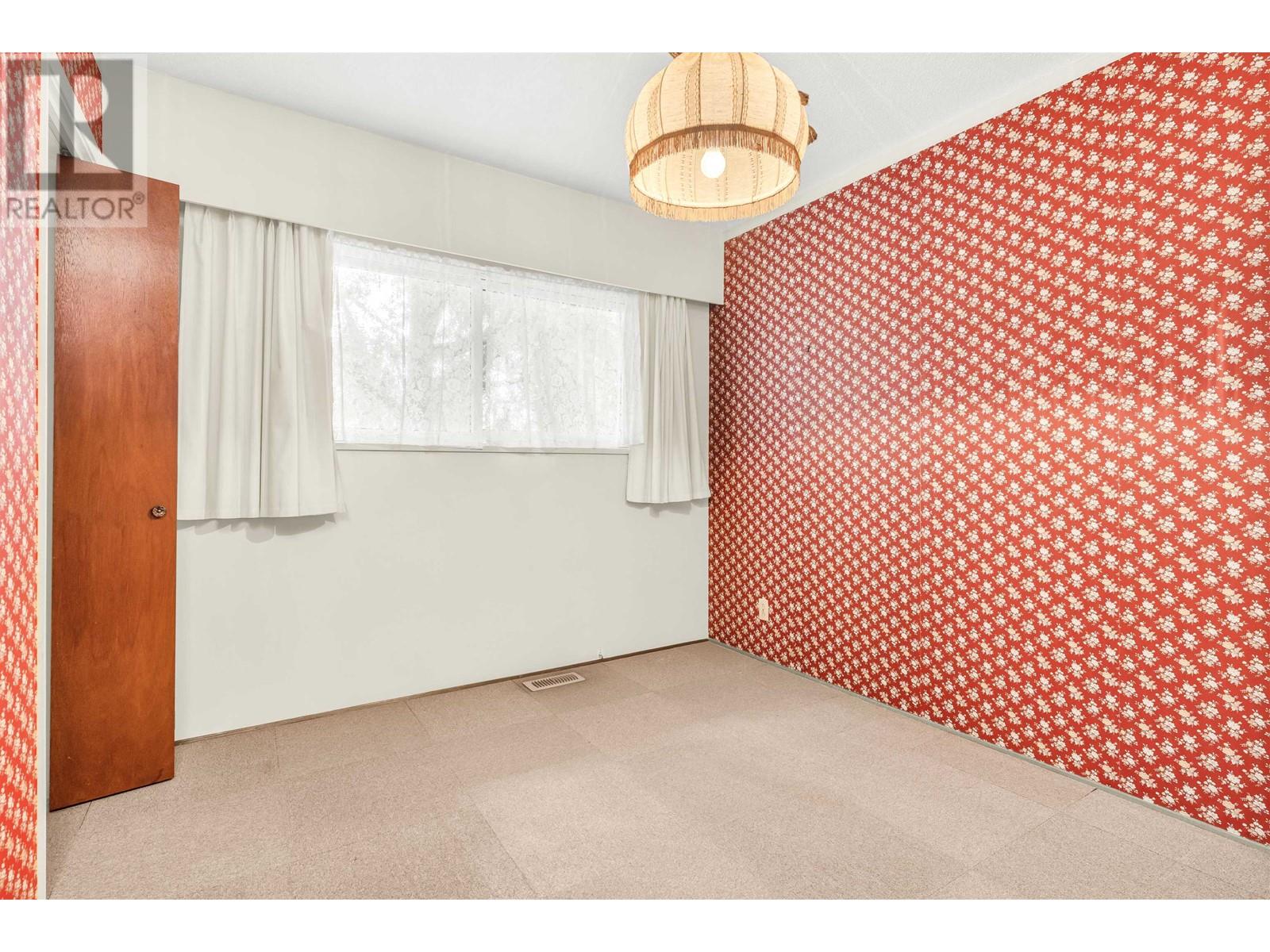 For sale 902 GLENAYRE DRIVE, Port Moody, British Columbia V3H1J4