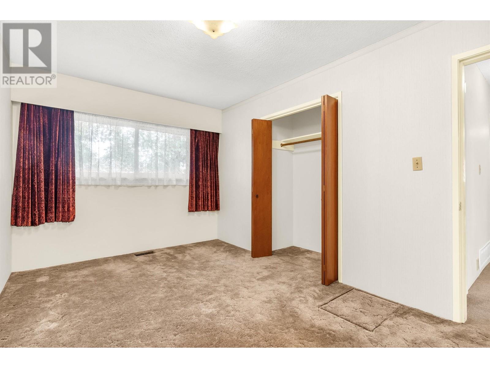 For sale 902 GLENAYRE DRIVE, Port Moody, British Columbia V3H1J4