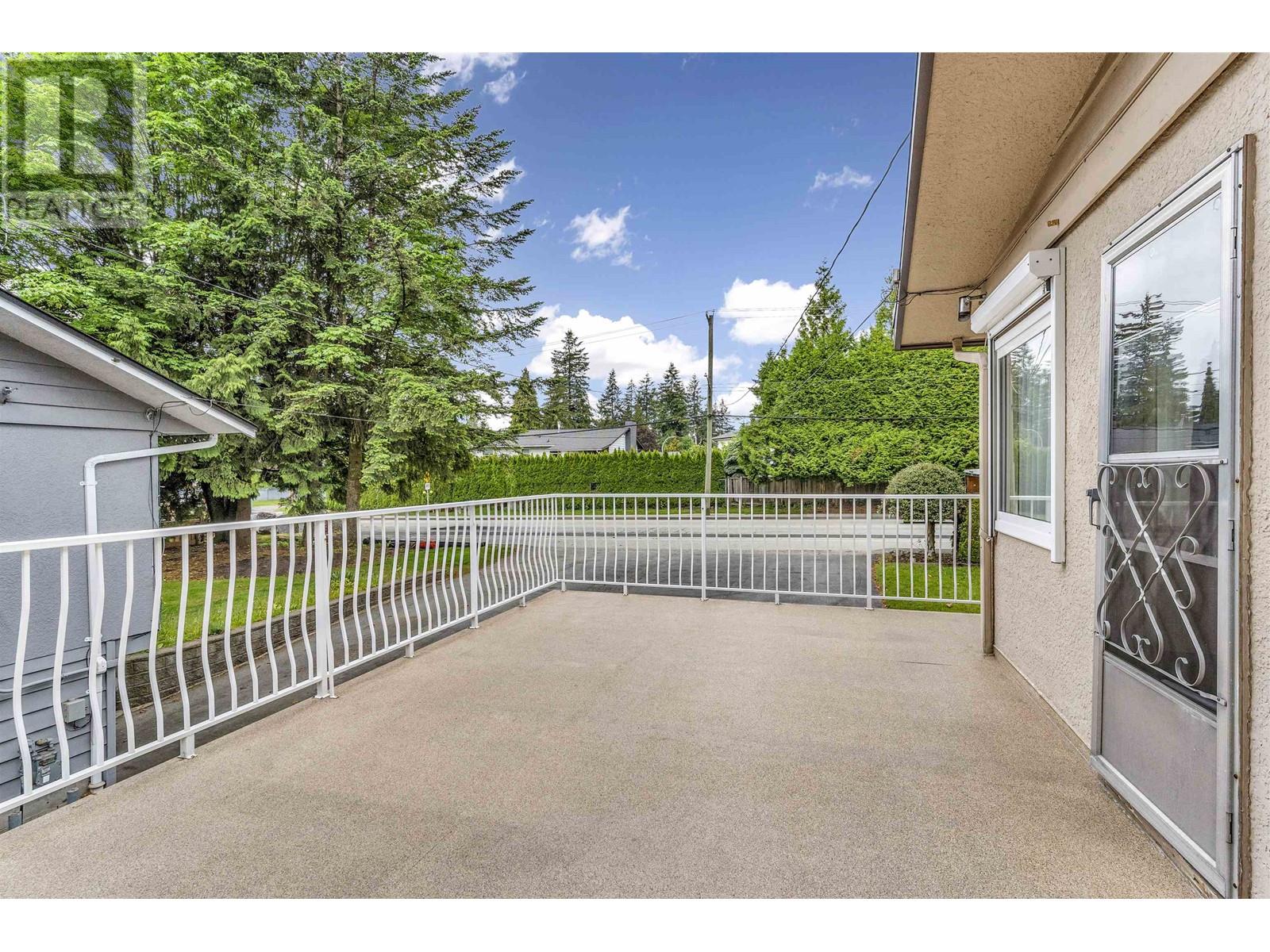 For sale 902 GLENAYRE DRIVE, Port Moody, British Columbia V3H1J4