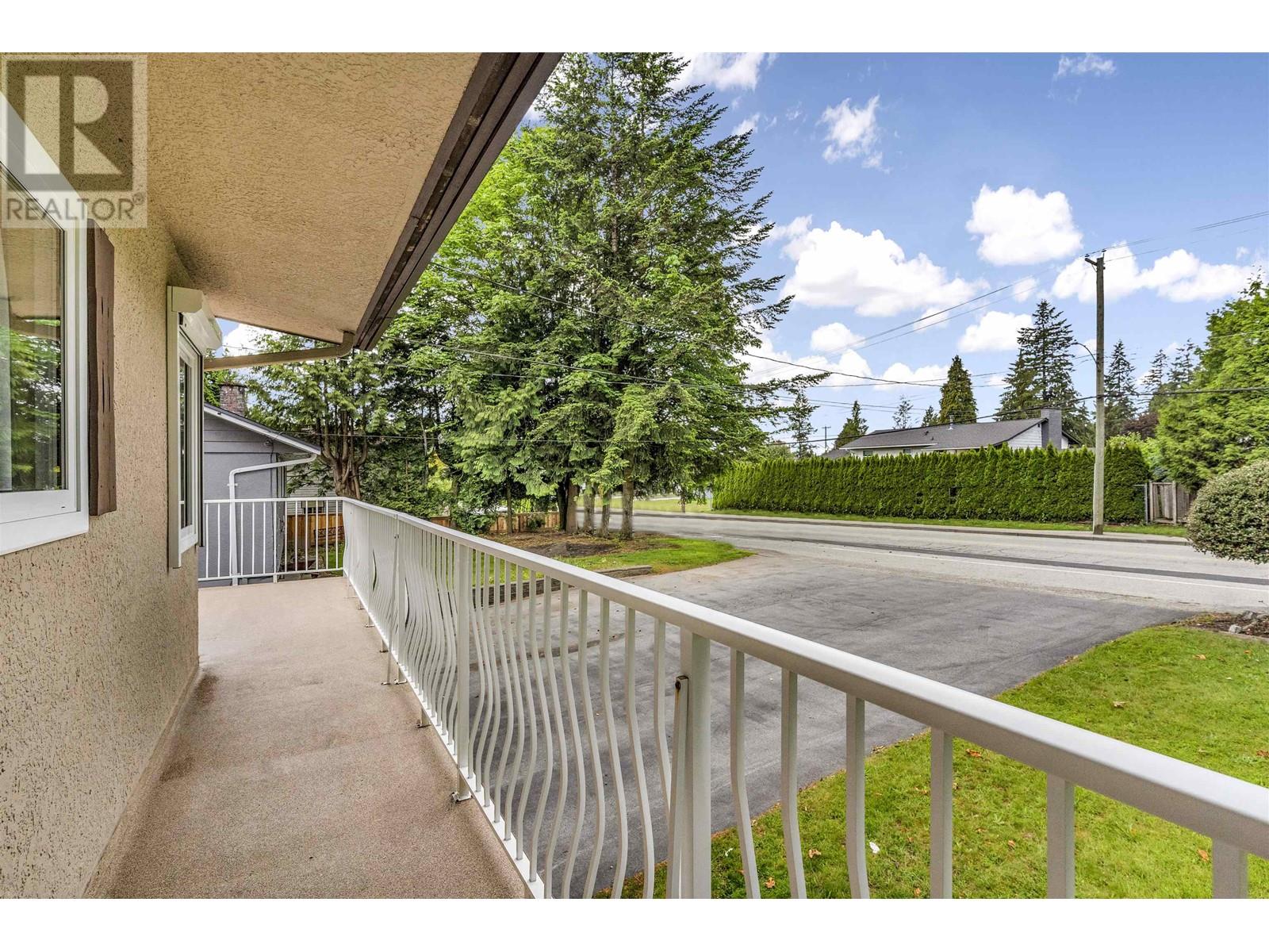 For sale 902 GLENAYRE DRIVE, Port Moody, British Columbia V3H1J4