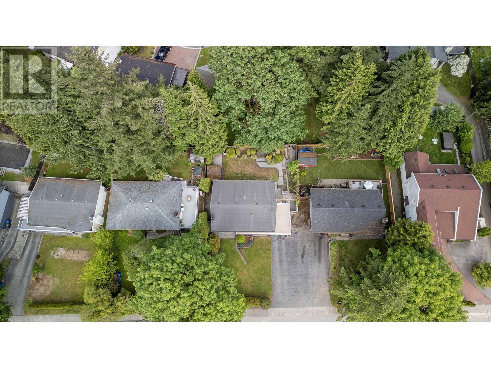 For sale 902 GLENAYRE DRIVE, Port Moody, British Columbia V3H1J4