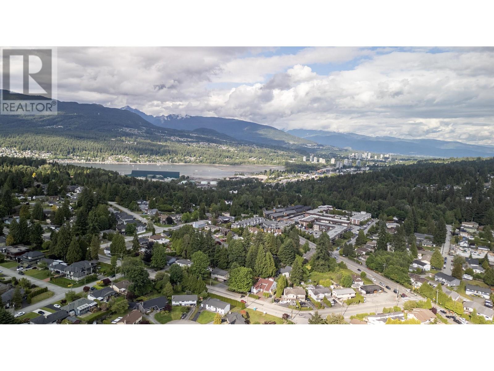 For sale 902 GLENAYRE DRIVE, Port Moody, British Columbia V3H1J4