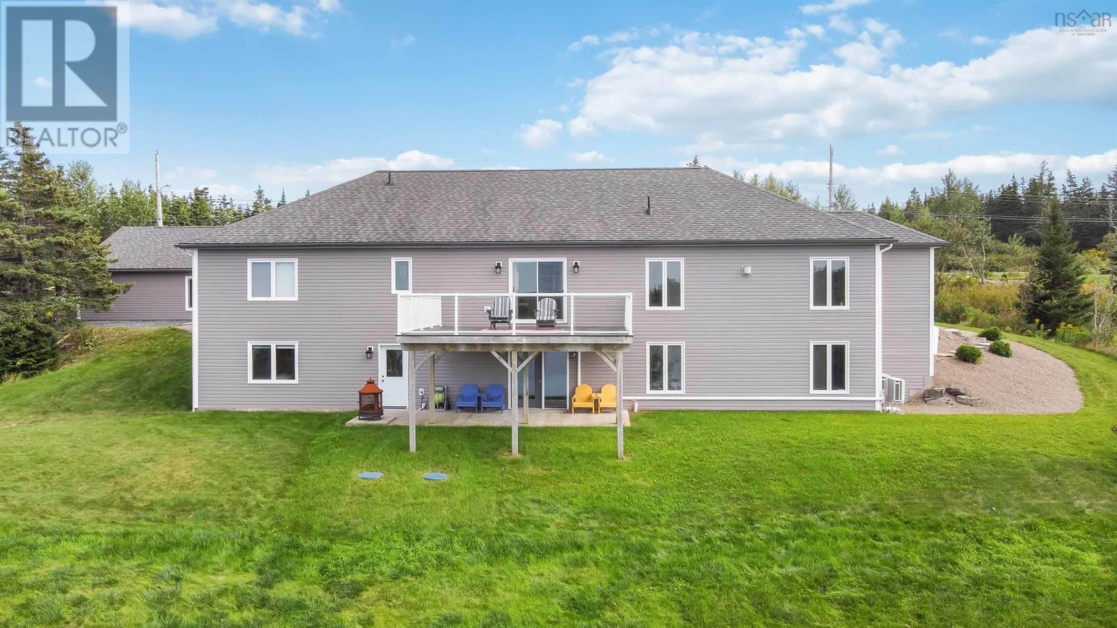 For sale 85 Oceanic Drive, East Lawrencetown, Nova Scotia B2Z1T6