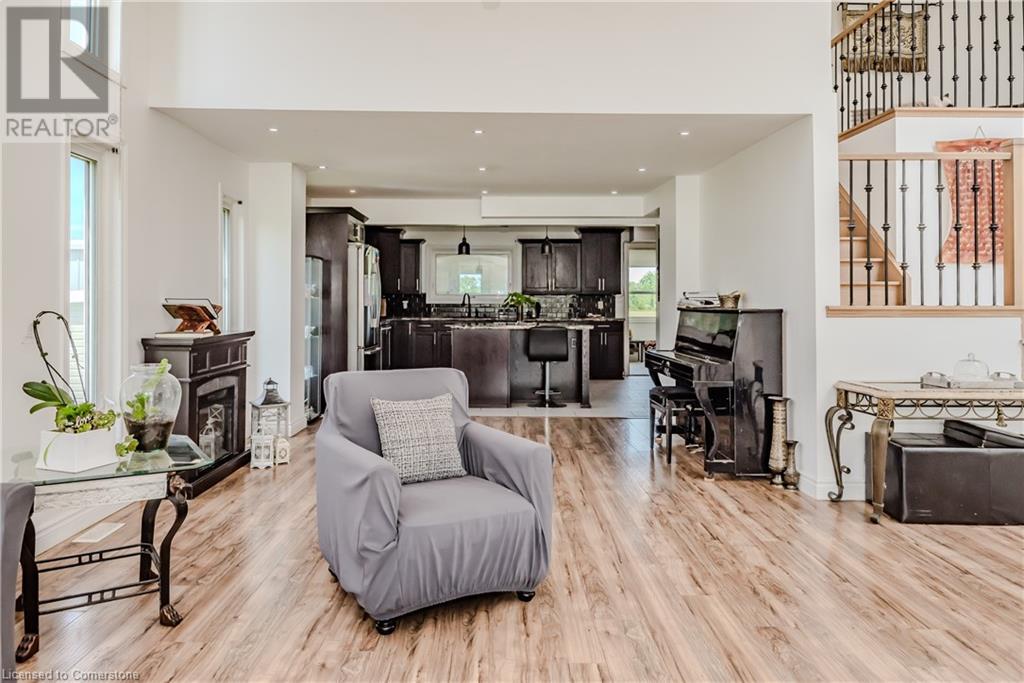 For sale 7783 SIXTEEN Road, Caistor Centre, Ontario L0R1E0 40598527