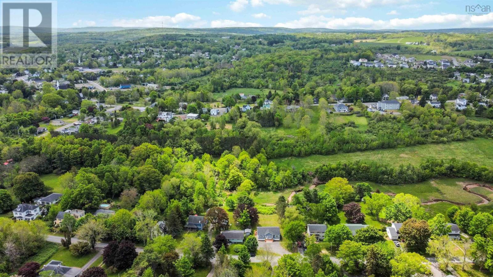 101 Avon Street, Hantsport, Nova Scotia B0P1P0 REALTOR.ca