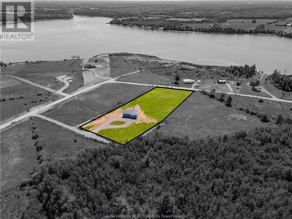 For sale 11 Ted's LANE, Bass River, New Brunswick E4T0E1 M156791