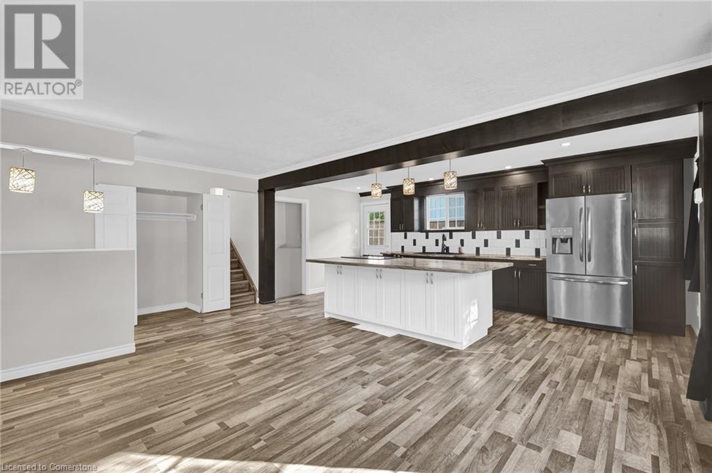 For sale 329 COLLINS Drive, Orillia, Ontario L3V1E5 40602310