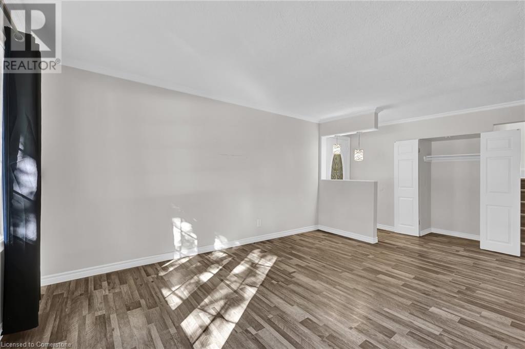 For sale 329 COLLINS Drive, Orillia, Ontario L3V1E5 40602310