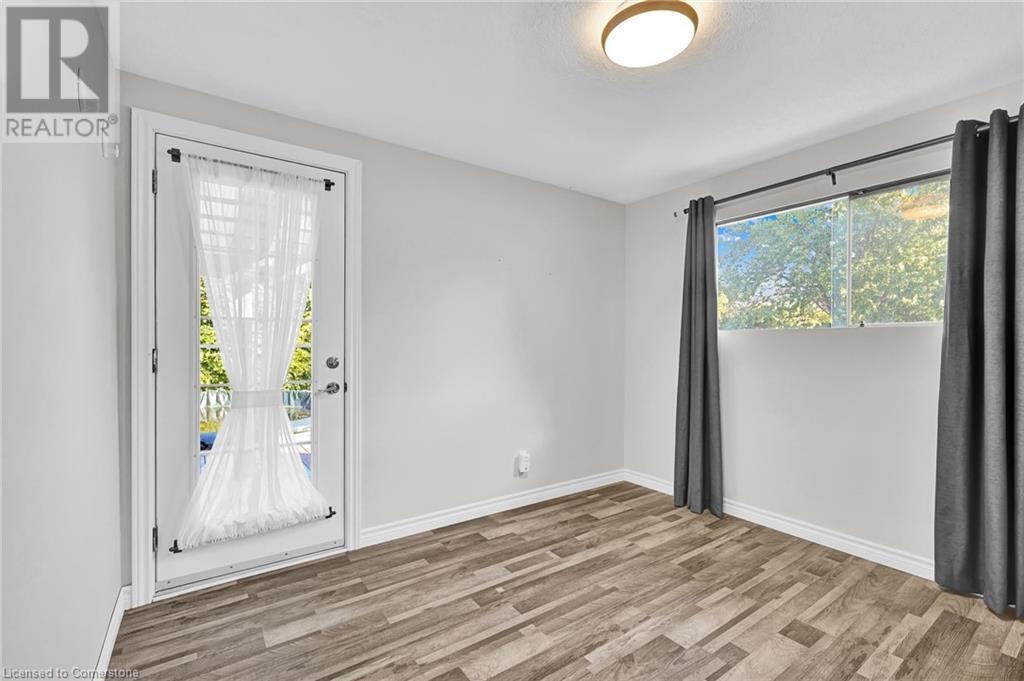 For sale 329 COLLINS Drive, Orillia, Ontario L3V1E5 40602310