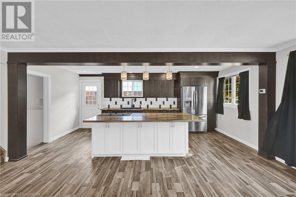 For sale 329 COLLINS Drive, Orillia, Ontario L3V1E5 40602310