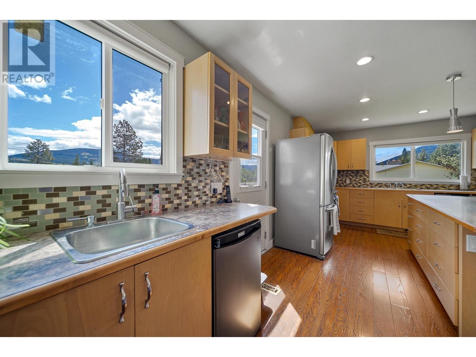 For sale 2635 KINVIG STREET, Merritt, British Columbia V0K1Y0 179055