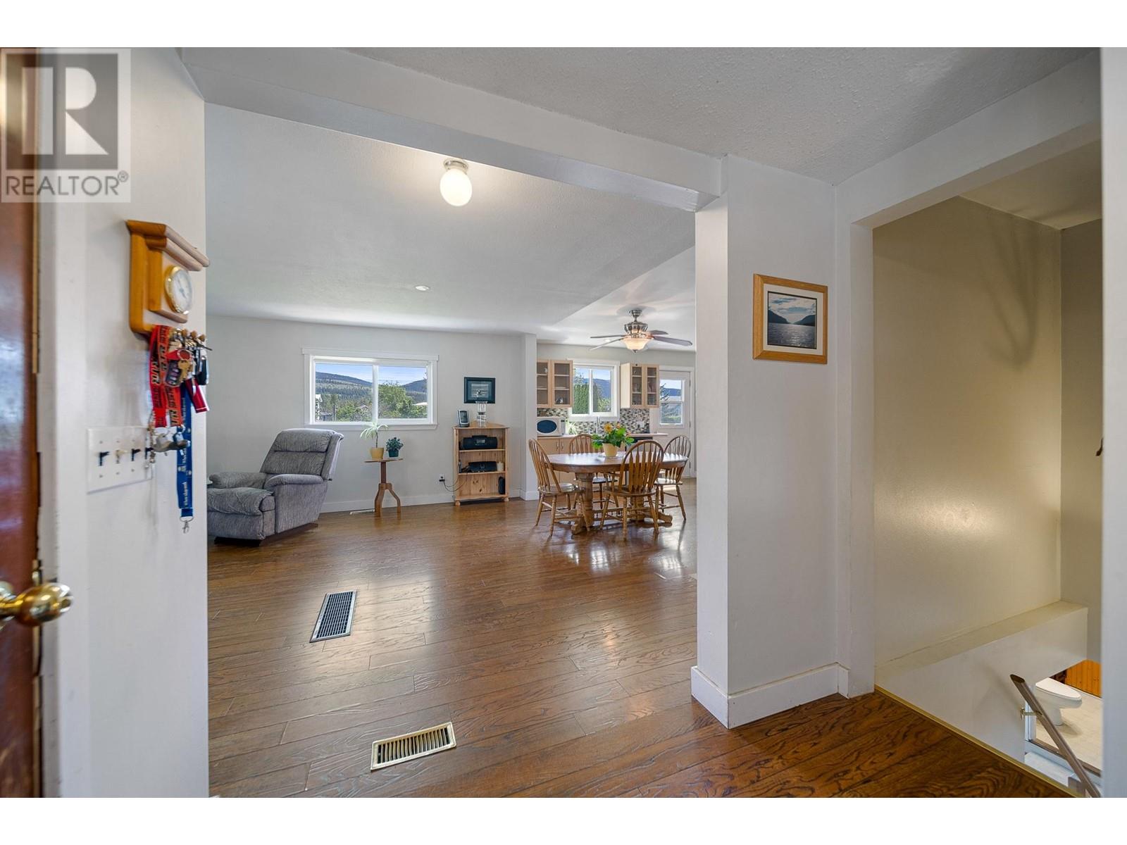 For sale 2635 KINVIG STREET, Merritt, British Columbia V0K1Y0 179055