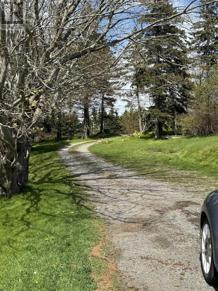 For sale 21 Beach Lane, Philips Harbour, Nova Scotia B0H1N0