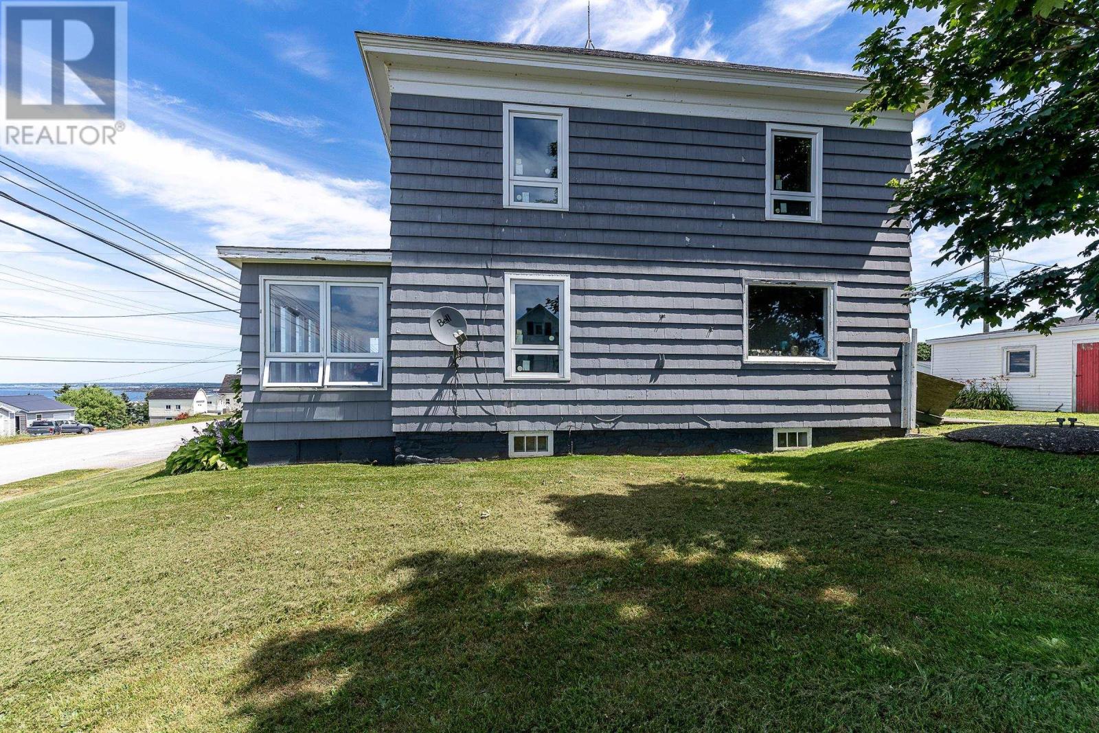 For sale 6 Dave Jubis Lane, Meteghan, Nova Scotia B0W2J0 202317186