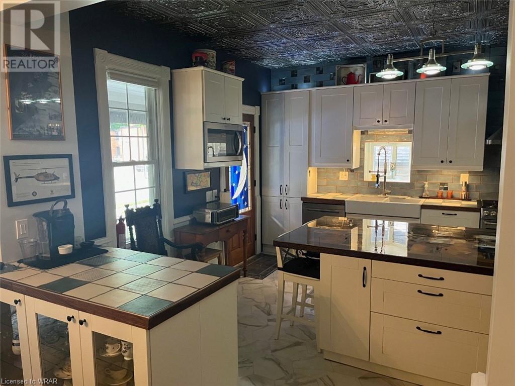 For sale 213 VIDAL Street S, Sarnia, Ontario N7T2T4 40603095 REALTOR.ca