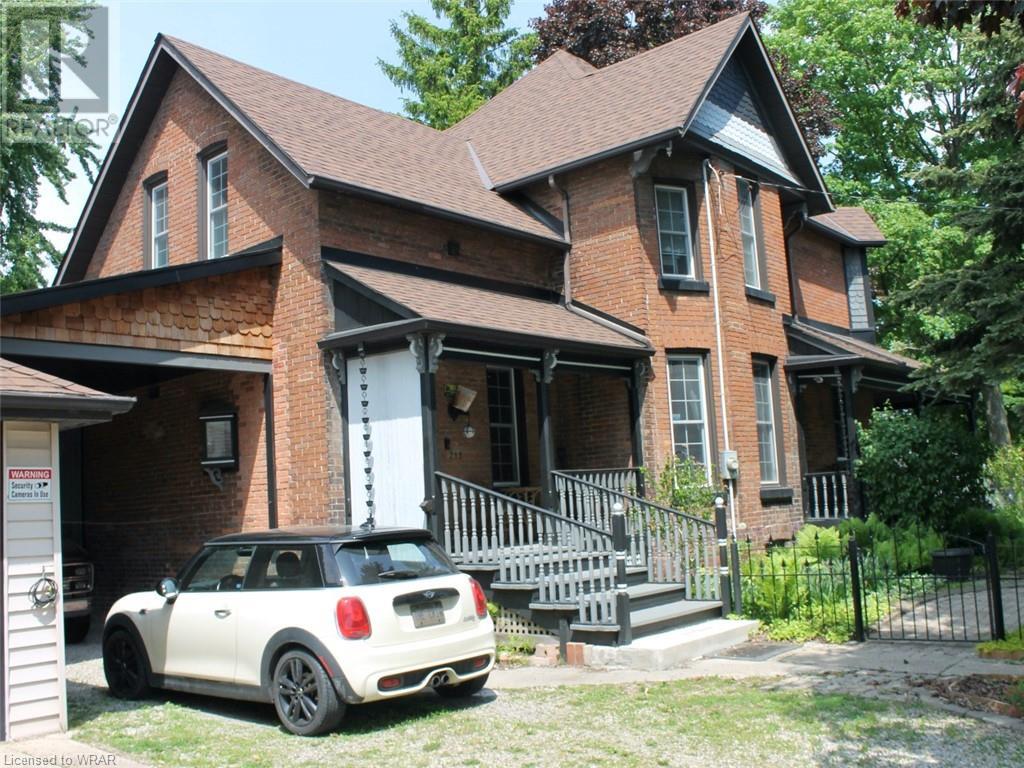 For sale 213 VIDAL Street S, Sarnia, Ontario N7T2T4 40603095 REALTOR.ca