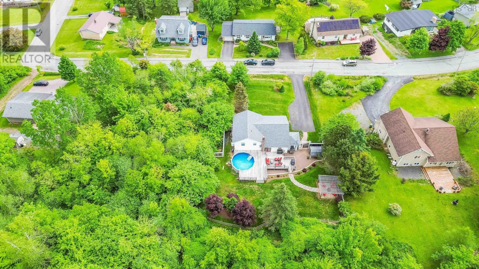 15 Cedar Avenue, Hantsport, Nova Scotia B0P1P0 REALTOR.ca