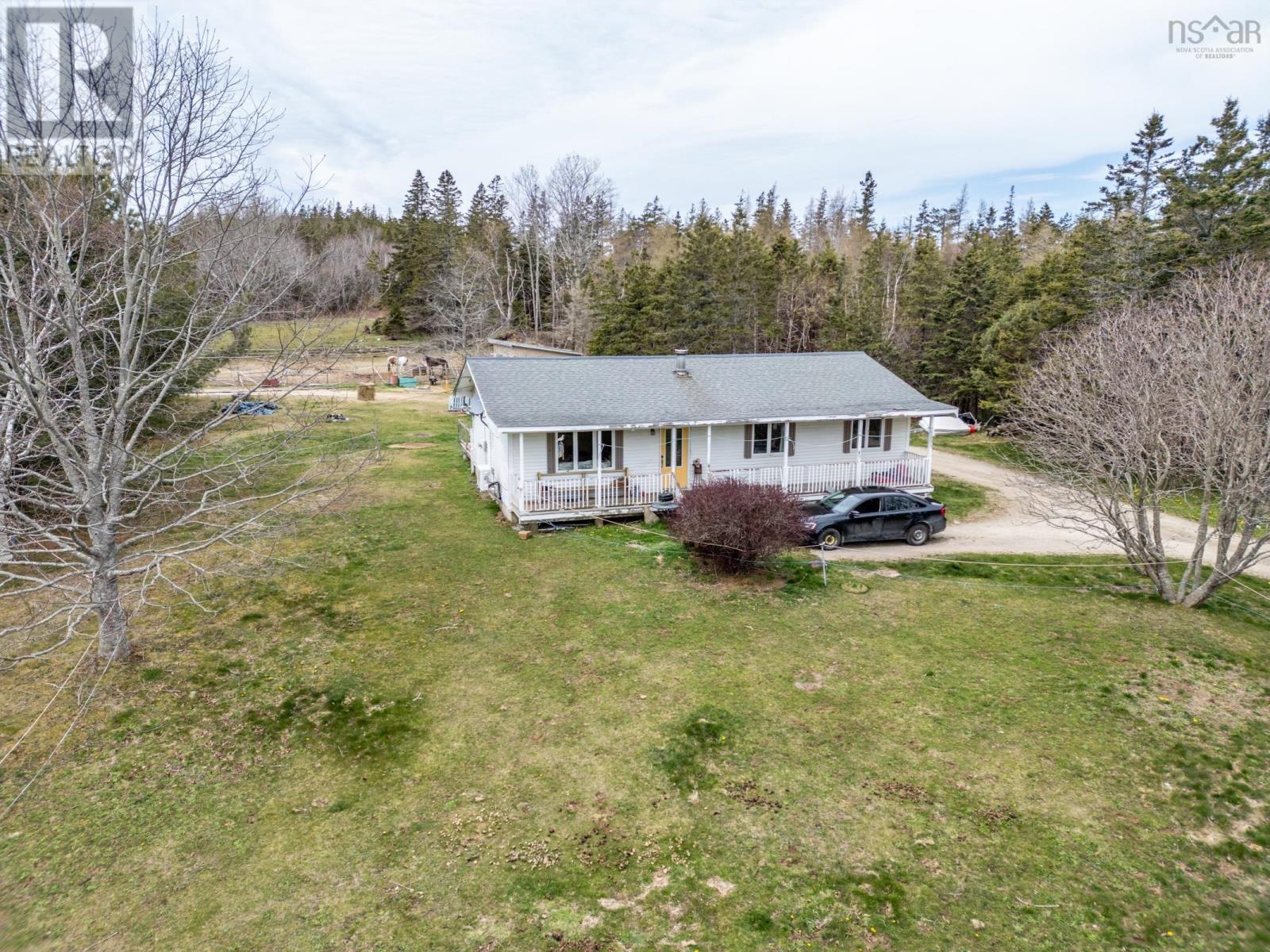 For sale 1135 Hectanooga Road, Mayflower, Nova Scotia B0W2Y0