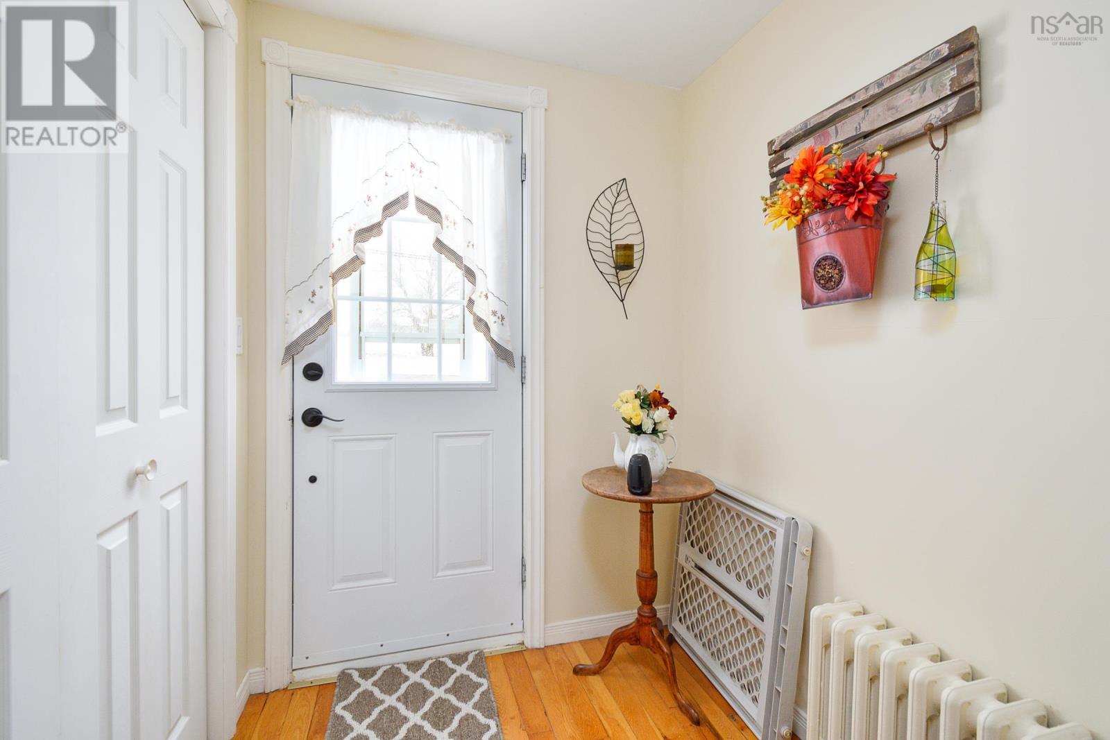 For sale 387 Rudderham Road, Point Edward, Nova Scotia B2A4V6 202406787 REALTOR.ca