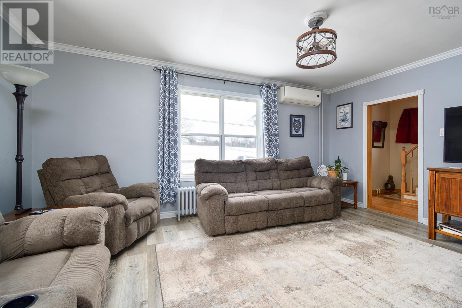 For sale 387 Rudderham Road, Point Edward, Nova Scotia B2A4V6 202406787 REALTOR.ca