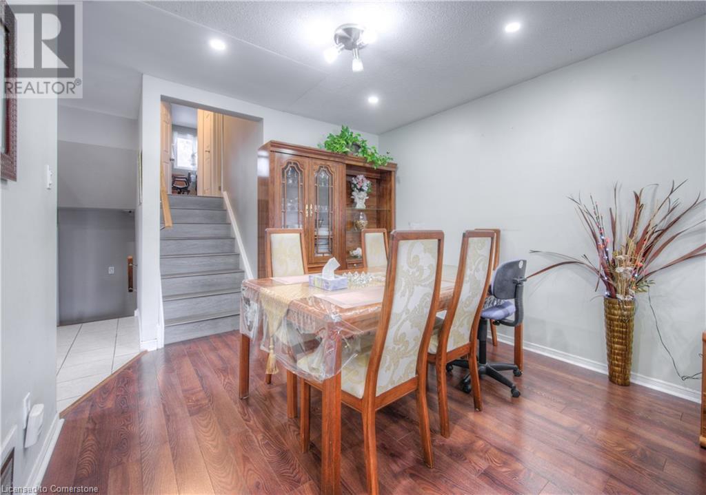 For sale 74 MARKWOOD Drive, Kitchener, Ontario N2M3H6 40597837