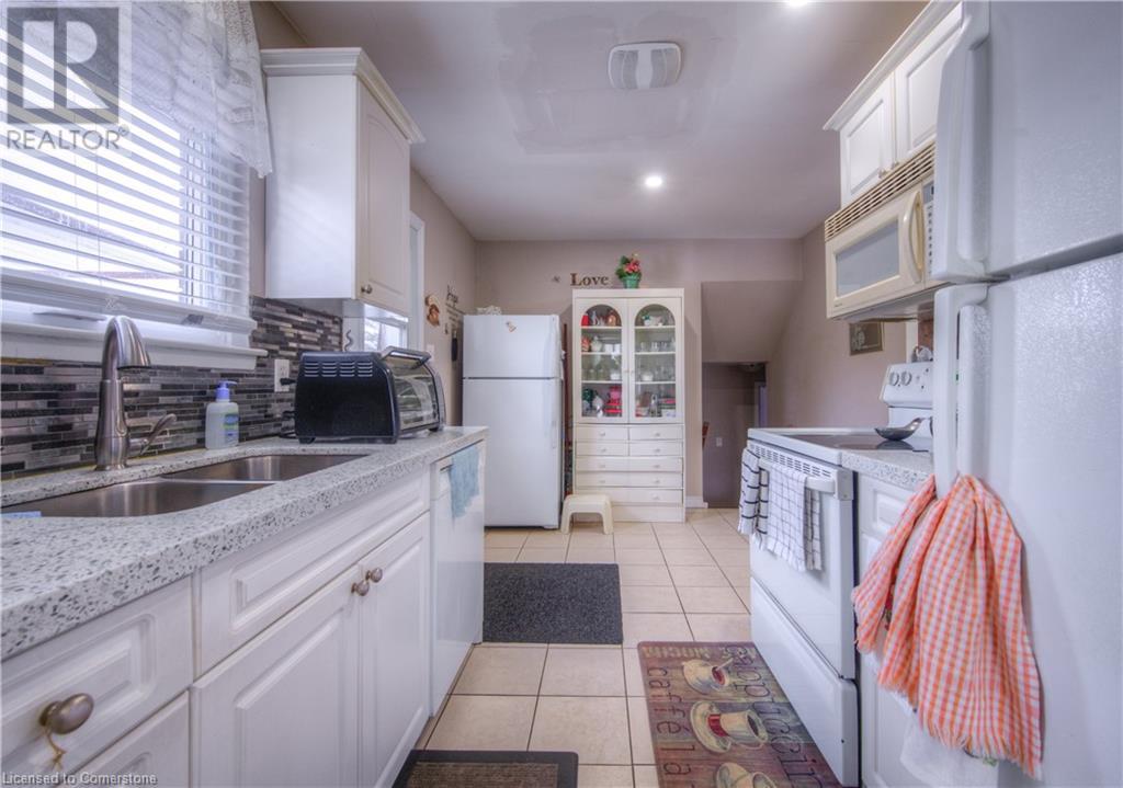 For sale 74 MARKWOOD Drive, Kitchener, Ontario N2M3H6 40597837